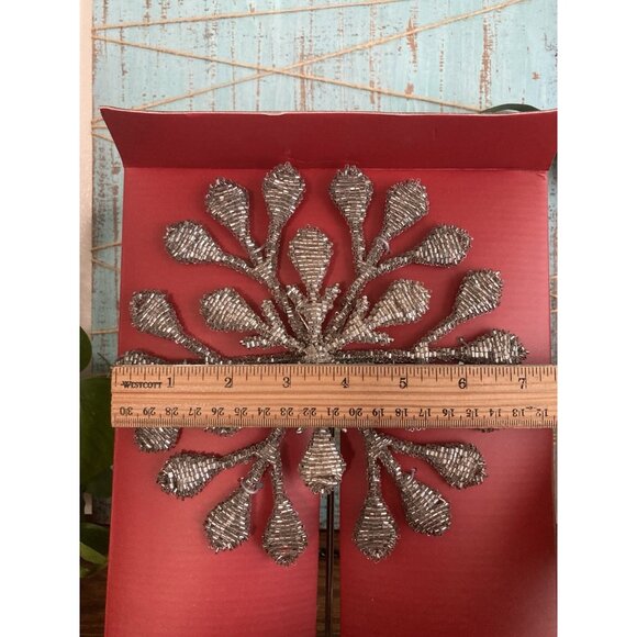 Pottery Barn Silver Hand Beaded Snowflake  Christmas Tree Topper Made In India - Picture 4 of 10